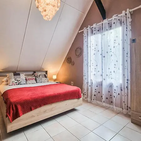Lovely In With Heated Swimming Pool Ferienhaus *